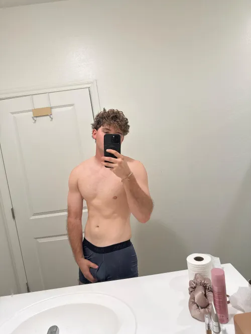 Home alone all day, come over ;) by [deleted]