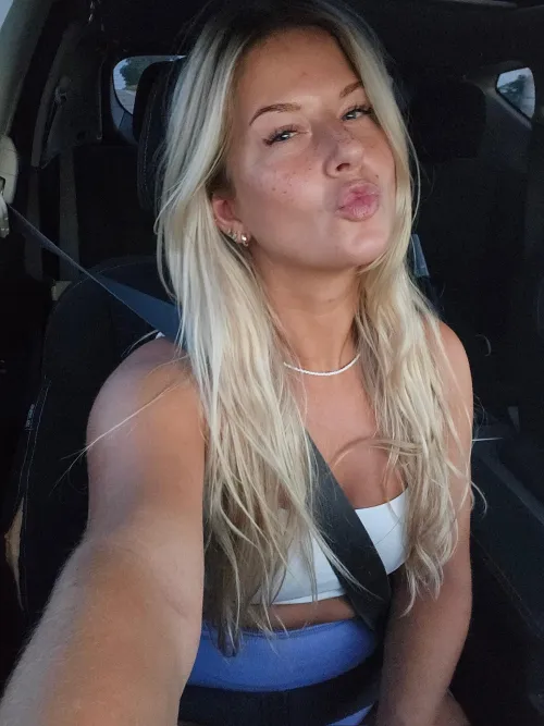 Hope everyone had a good day by Harleylexii