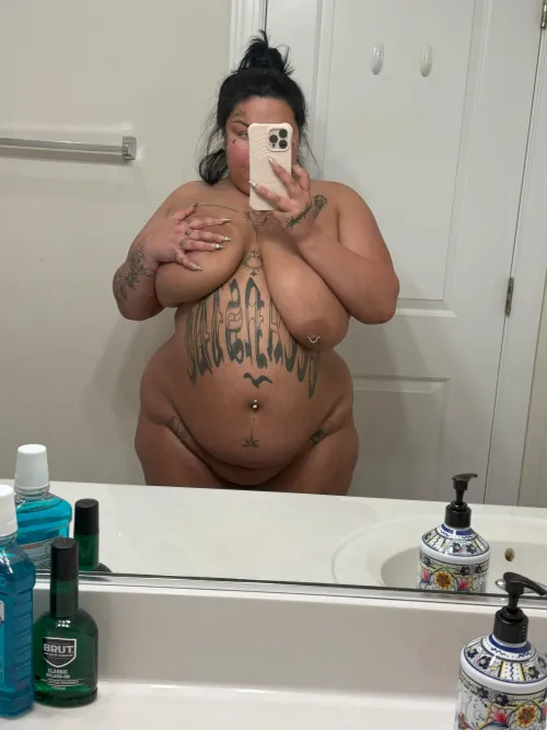 Hope everyone is having a great hump day! by hadespaynes