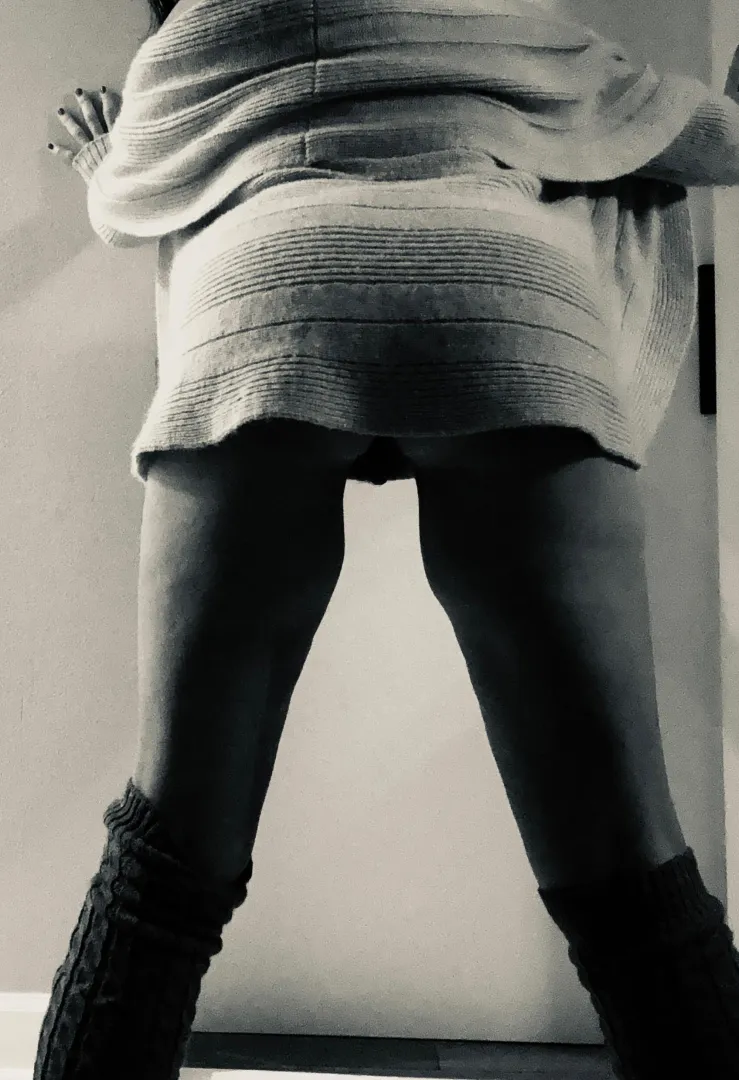 Hope everyone is staying warm… posted by Queenofscissoring