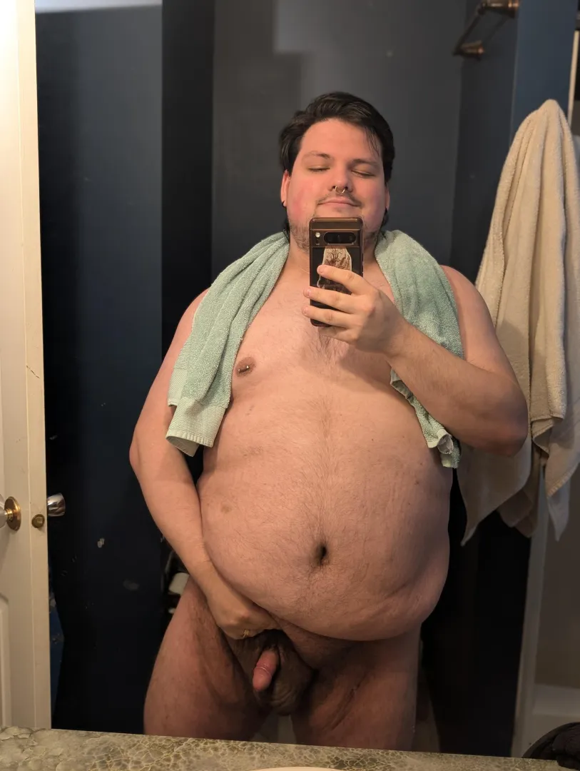 Hope everyone's having a good night posted by chubb97