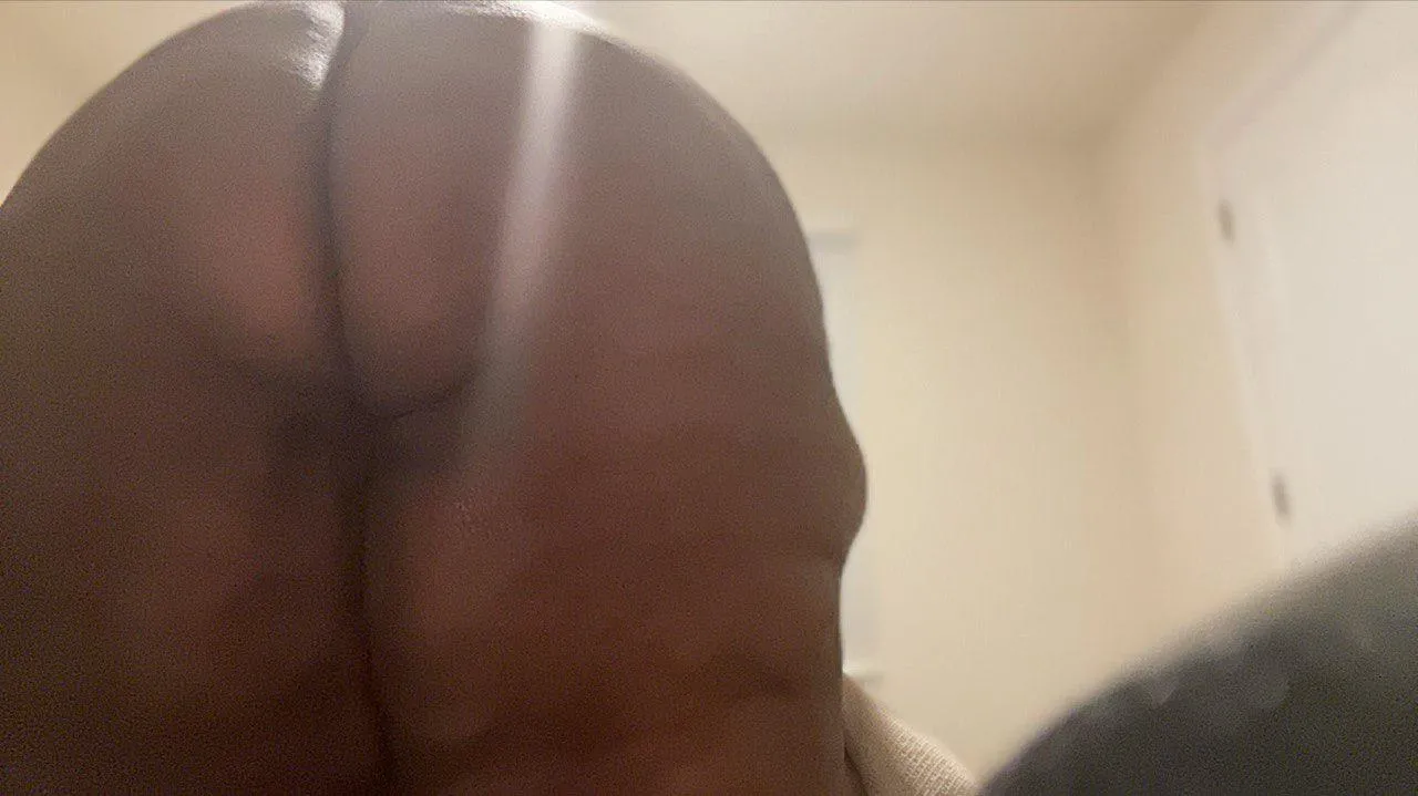 Hope you are having a fantASStic day posted by mealninbabe