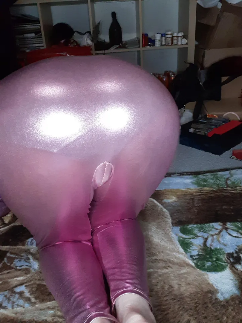 Hope you enjoy my shiny ass~ posted by SparceNyx