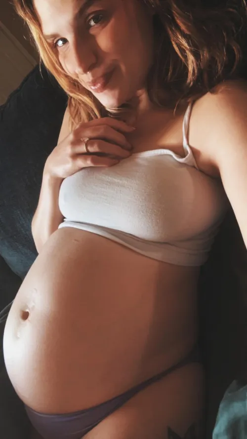 Hope you like pretty pregnant women  by Professional-Bar8410