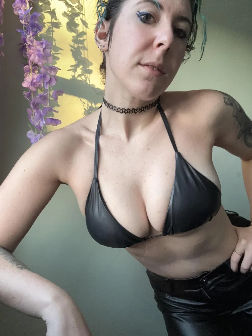 Hope you're good at obeying posted by sirenskiss3