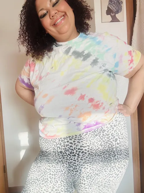 Hope you’re having a good day! by BBWbrownsugah333