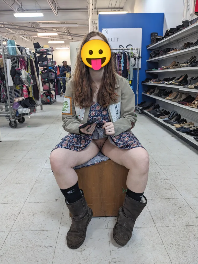 Hoping to get caught pantyless today  posted by maryjaneporn