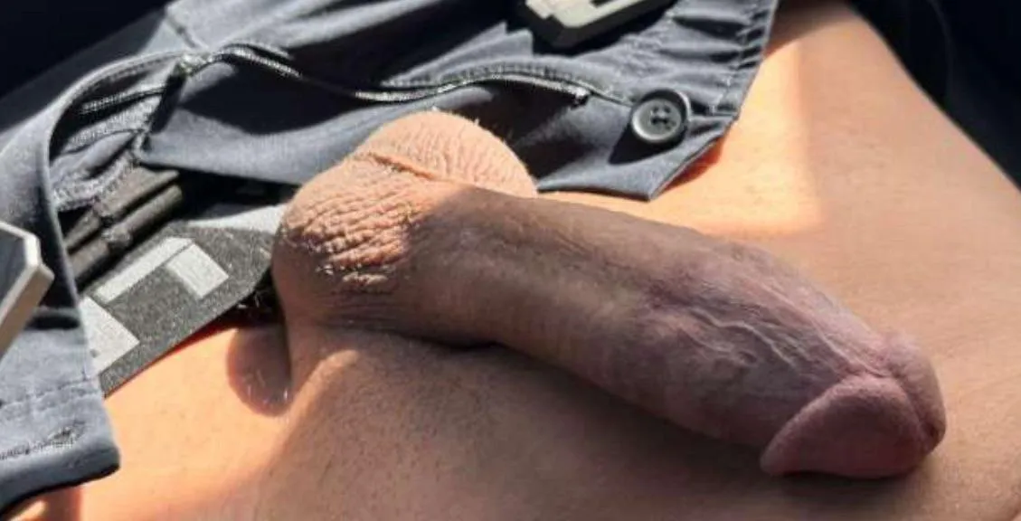 Horny posted by Live_Crew_3090