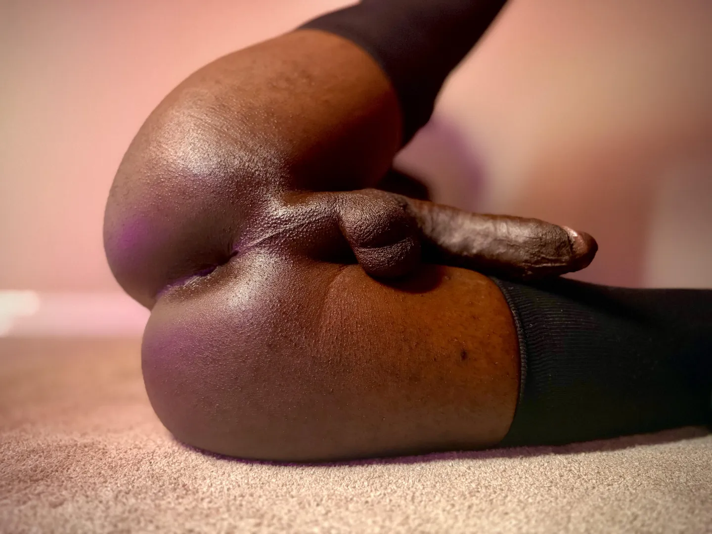 Horny and Desperate posted by JasonBuchananX