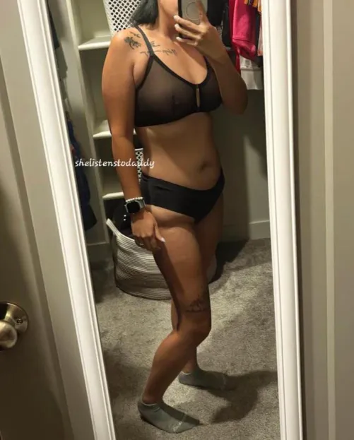 Horny is an understatement. Give me head! ‍♀️ by shelistenstodaddy69