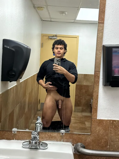 Horny mid shift by backwards-going