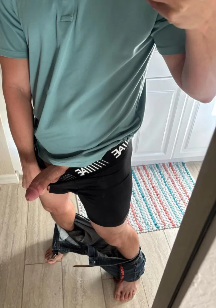 Horny right before a zoom call  posted by Jeep4Mud29