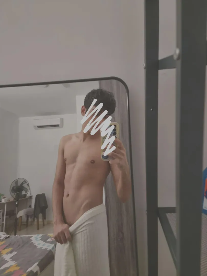 Horny rn hmu vers posted by Waste-Talk9827