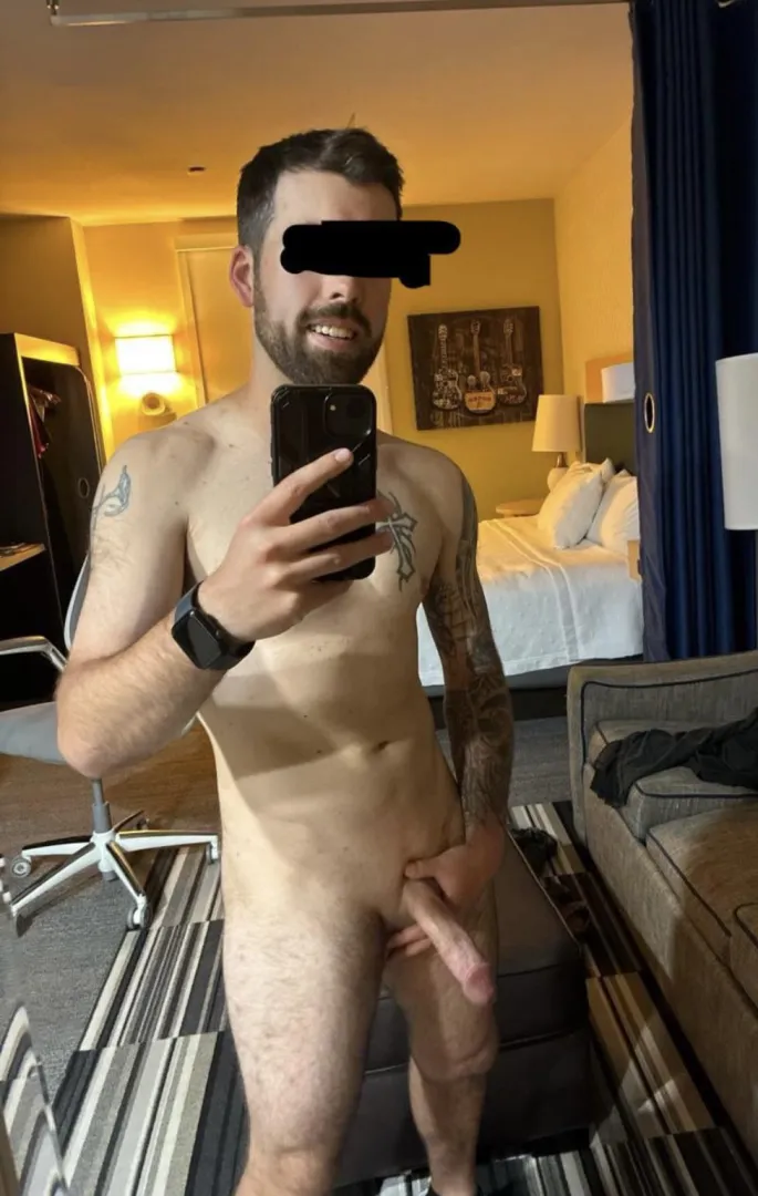 Hosting in mt Juliet hotel  posted by throwawayagaincenark