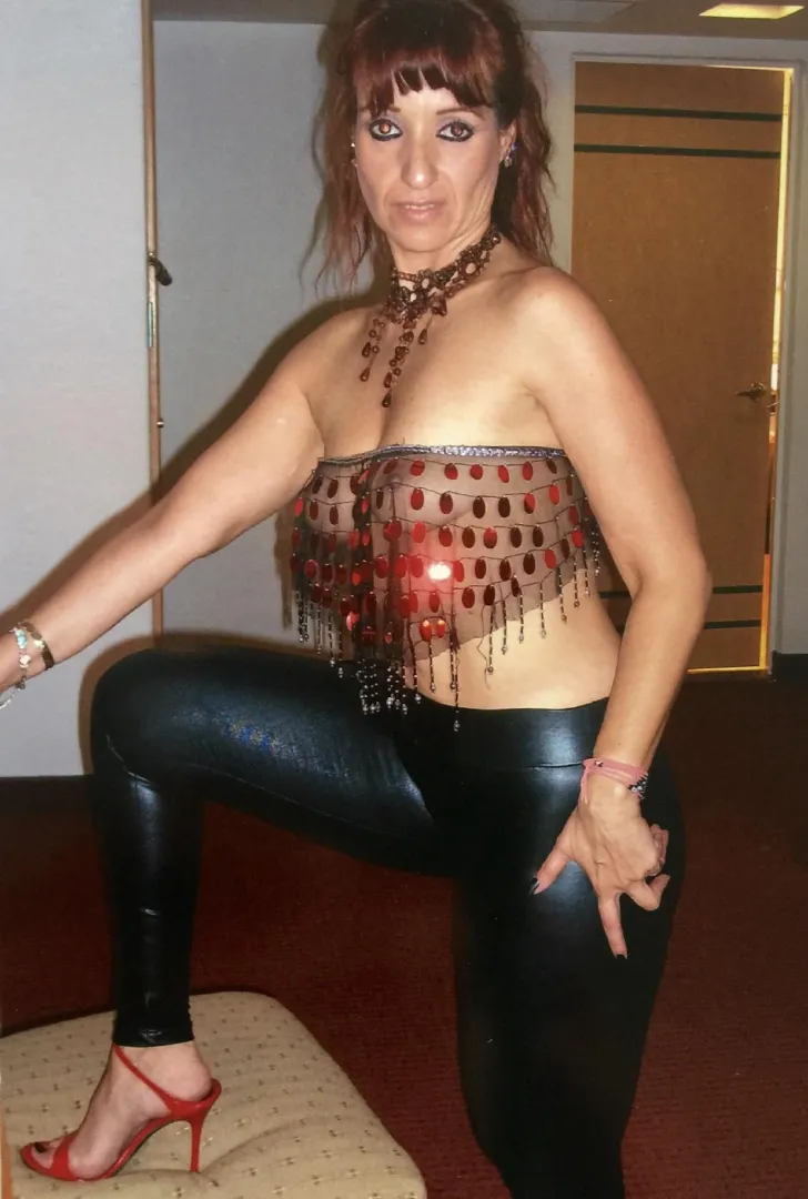 Hot mature posted by footysh