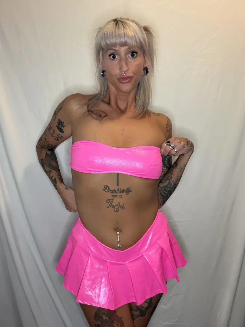 hot pink is my color. posted by EmilyArrowPleases