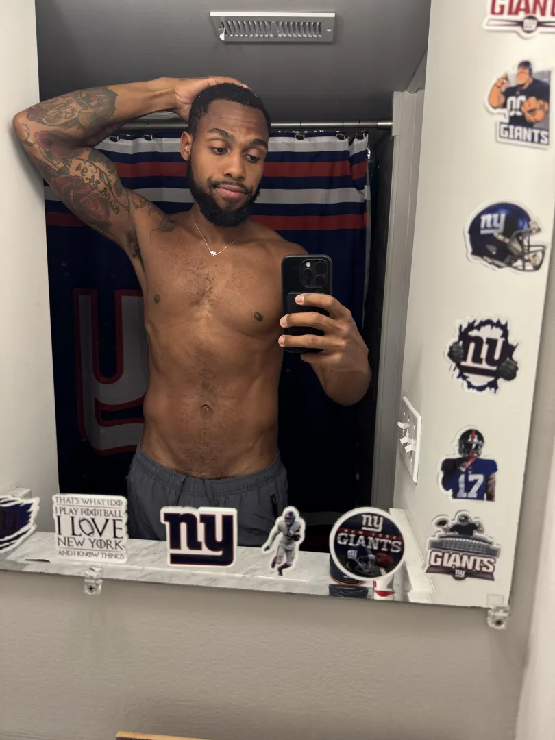 Hot shower after freezing run feelin’  posted by Holiday-Barnacle-158