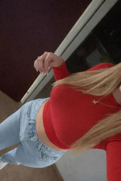 Hot thot by Jealous-Heron7851