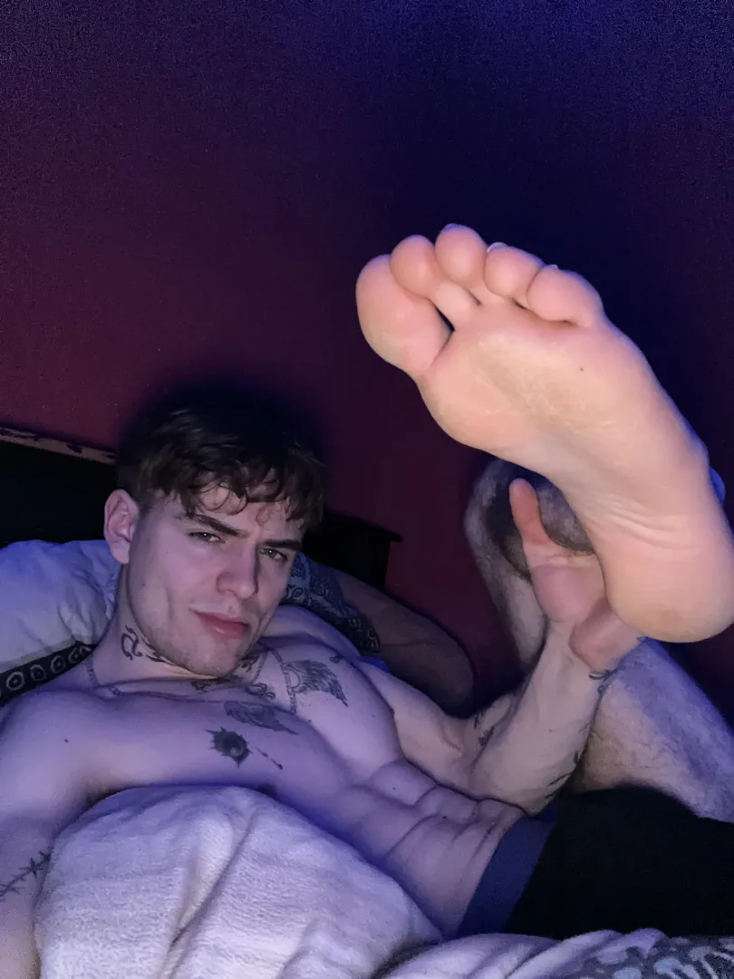 hot top love older bottoms posted by raezify