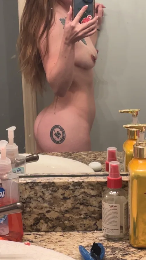 Hot wife looking for cock in Columbus by exitthesimulation