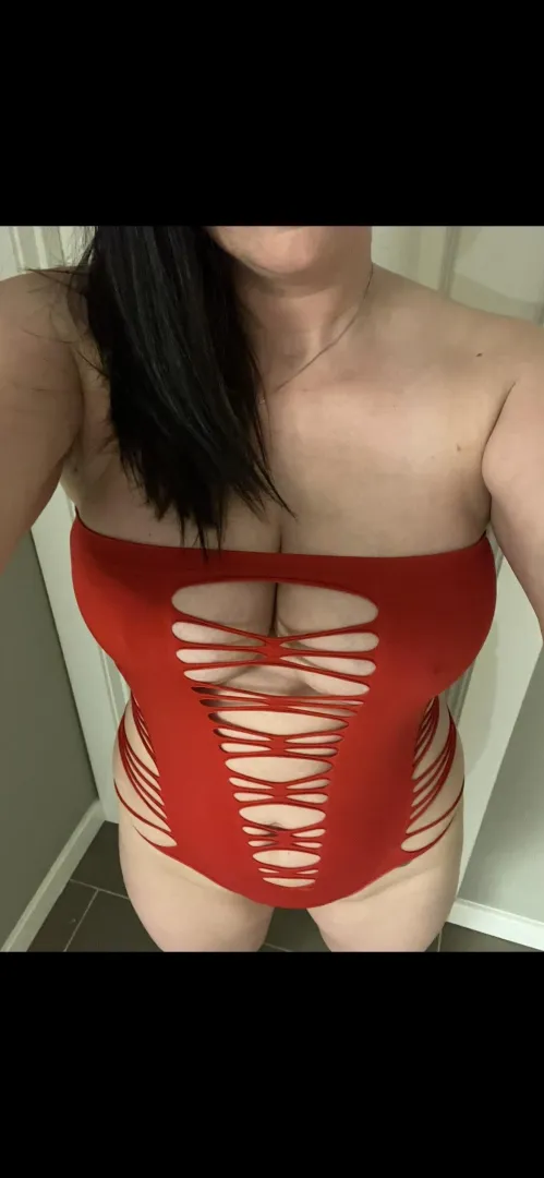 Hotwife posted by Dry-Bike3937