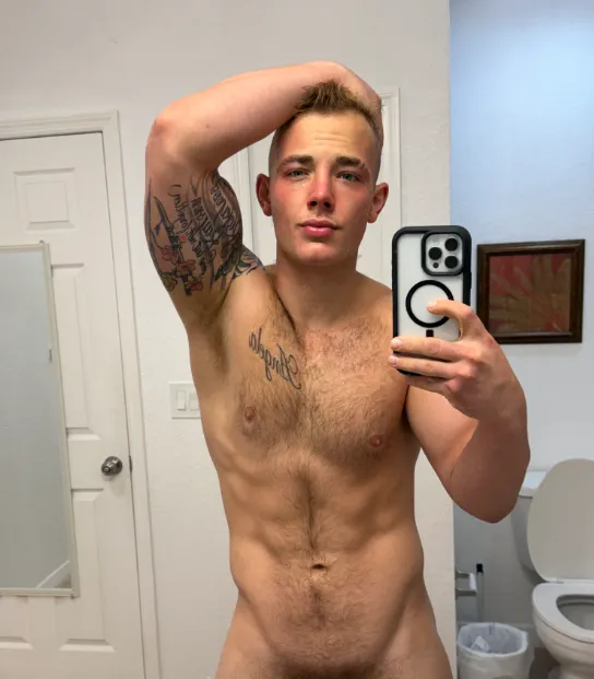 How are the abs looking? posted by SeanMichaelOfficial