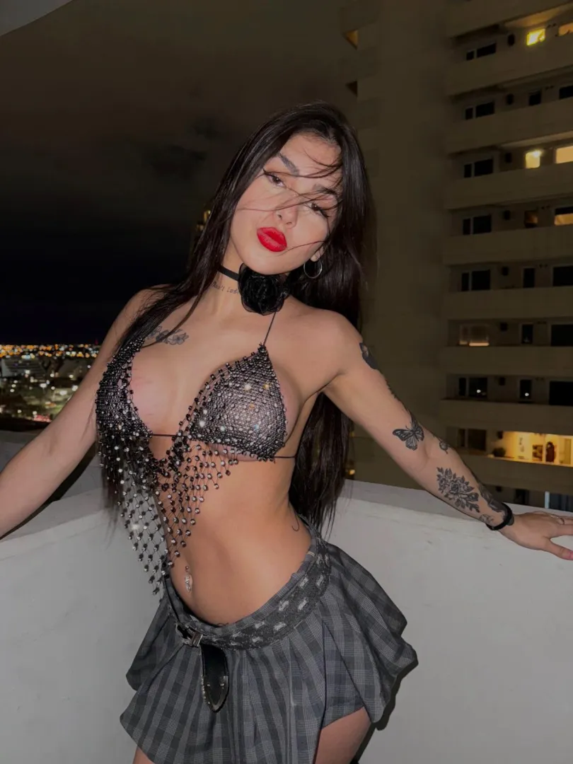 How does this combo look on me? posted by Cindyysuup