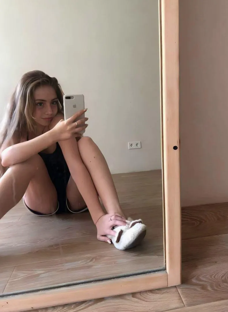 How many times a night would you fill this young body? BTBF posted by lexi_Xo31