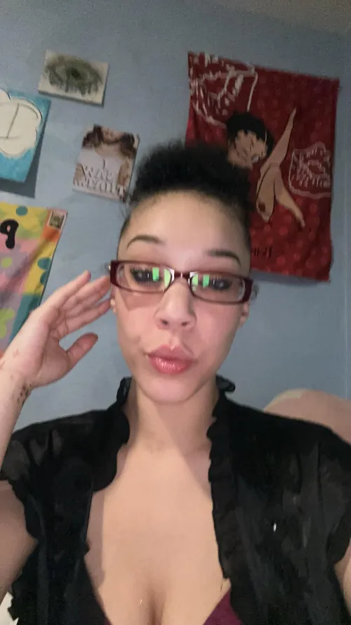 How many times in a day would you have me ? by delphiraexo