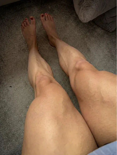 How much do you want to feel them? by teenie_tootsiesxox