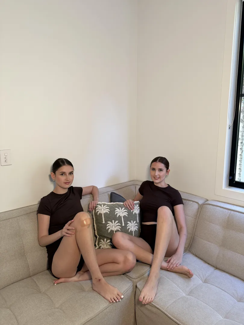 How much time do u need to cum with us posted by CrystalVerse