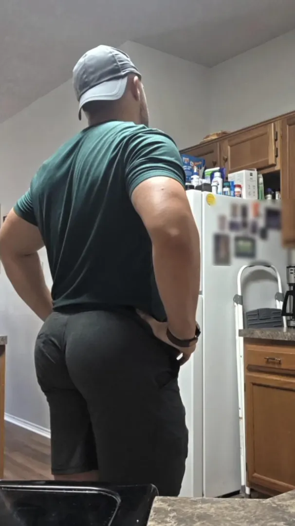 How's it lookin back there? posted by CornfedFreddy