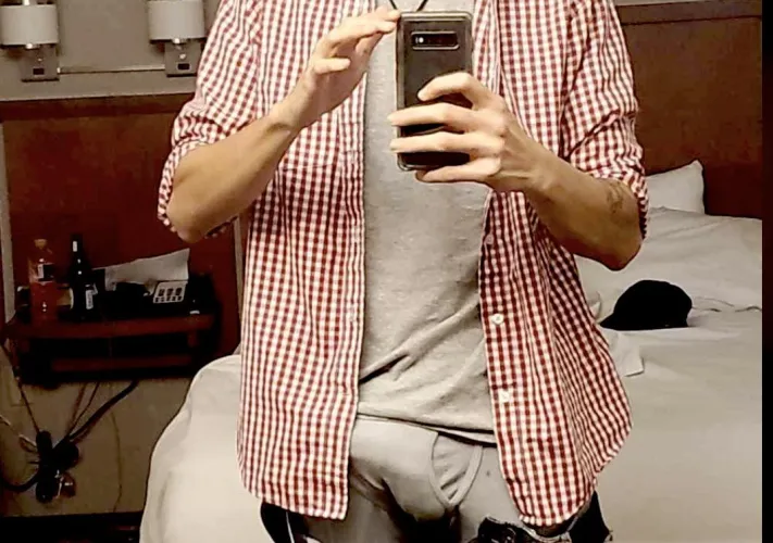 How’s my outline? by hungfreeuse