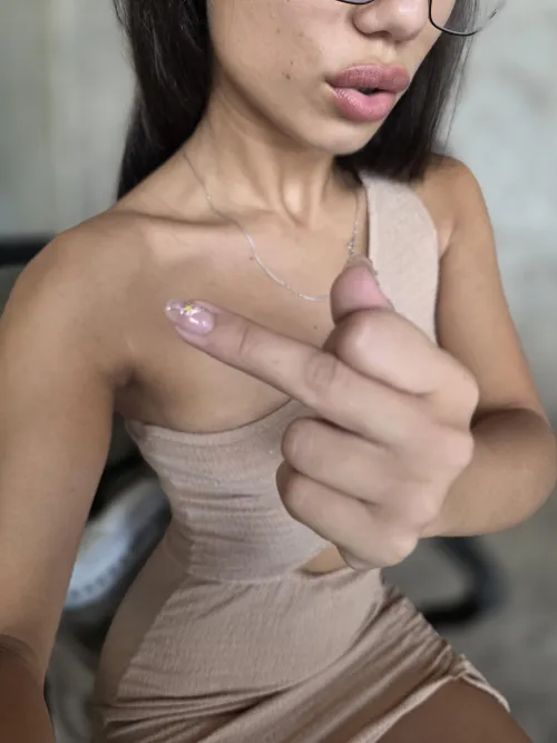 How’s your hump day going loser? by CanelaMi