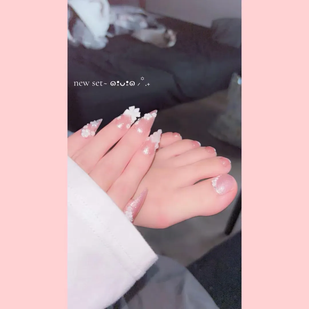 howwww cuteeeee r theseee✨ posted by mio_alore