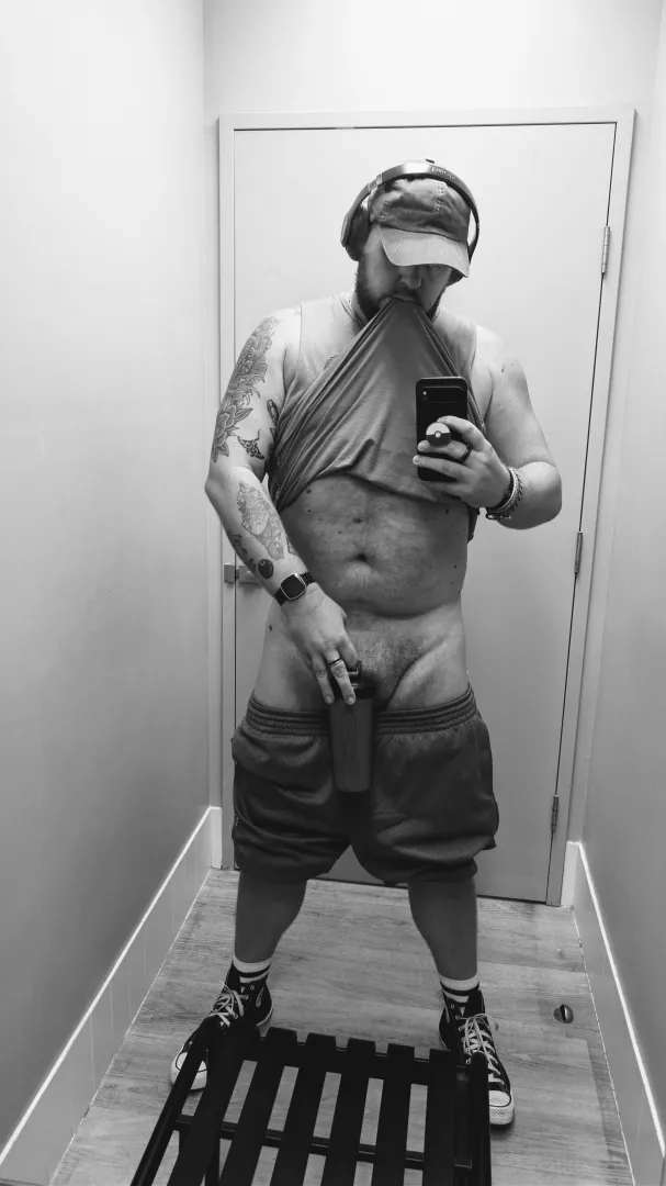 https://onlyfans.com/gdub85 Follow my journey from dadbod to fitbod posted by DriverUnfair4770
