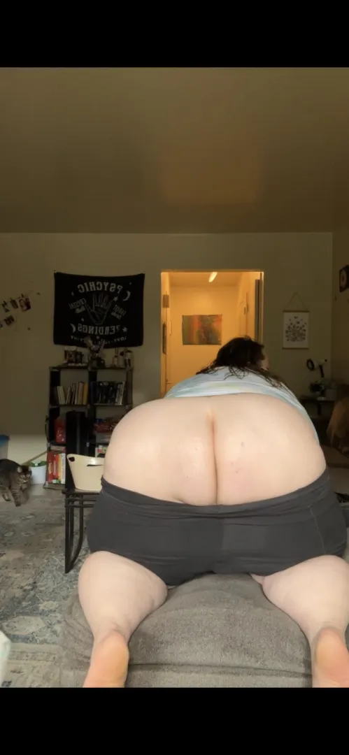 Humpdayyy  posted by BIGGBECKX2