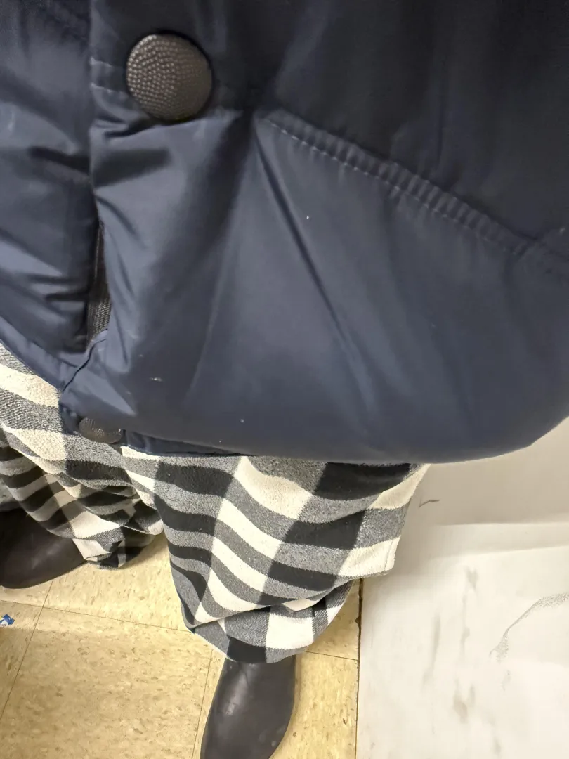 Hung bbc dm me posted by Fit-Evening3431