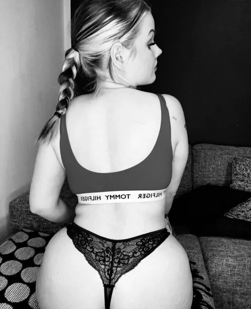 Hyvää viikonloppua kaikille  by jennimaaria