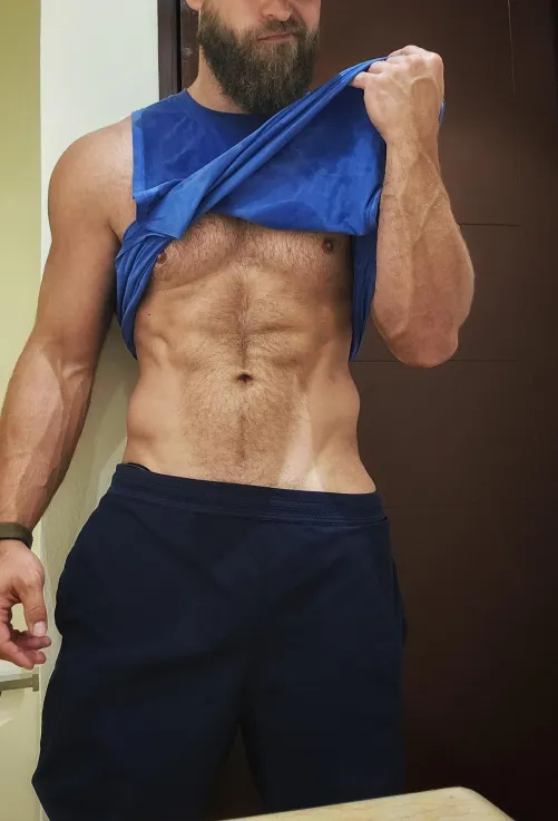 I 100% do not encourage anyone to try a beach workout in Mexico after spending the whole day before with Tacos&Tequilla! No Bueno! [38] by Different_Camera3762