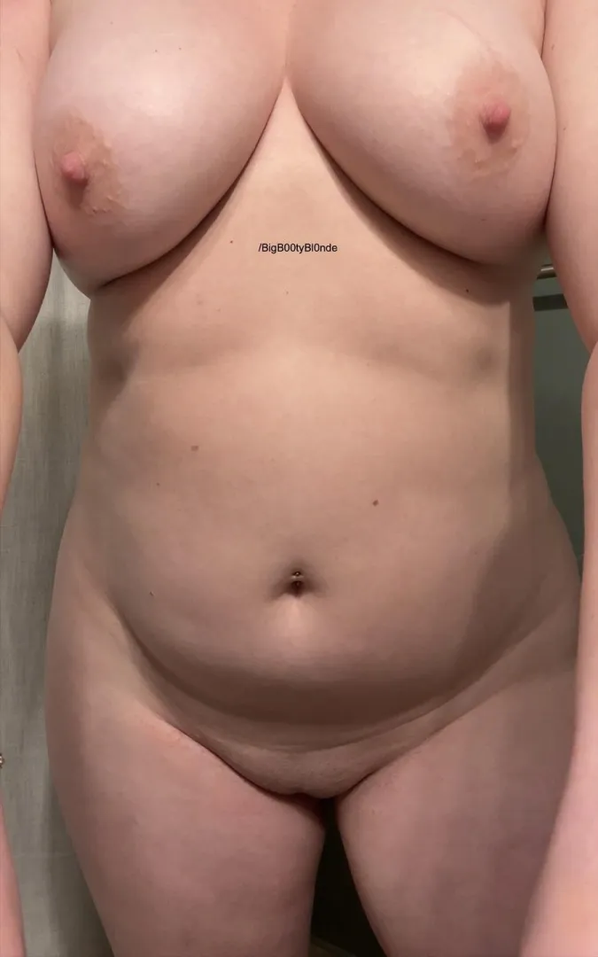 I almost missed titty Tuesday! posted by BigB00tyBl0nde