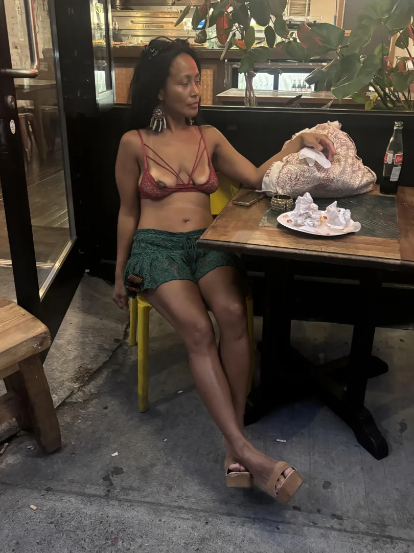 I always choose to eat outside on the sidewalk. It's just more fun. posted by Mrdiggler27