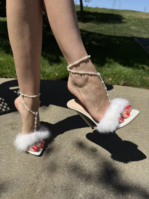 I always steal the show  by IamyourLisa