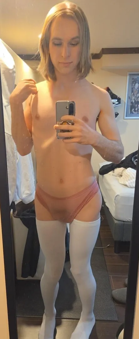 I am feeling so needy today  posted by FeistyChampion95