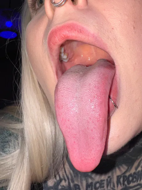 I bet my tongue is longer than your dick  by YourFavoriteGiantess