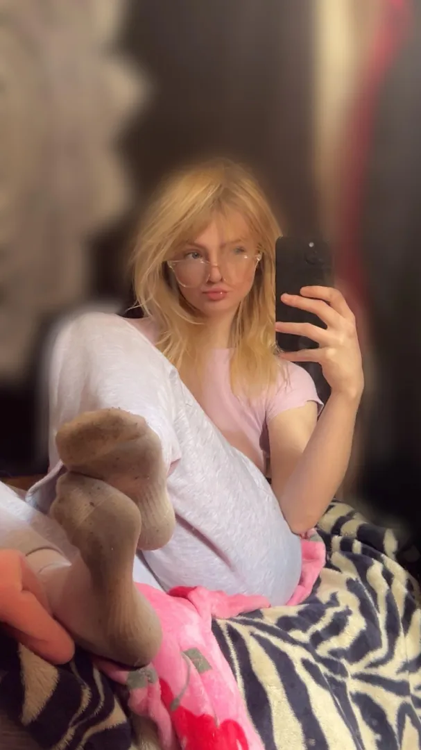 i bet u wish u could sniff through the screen gooner :P posted by broke4barbie