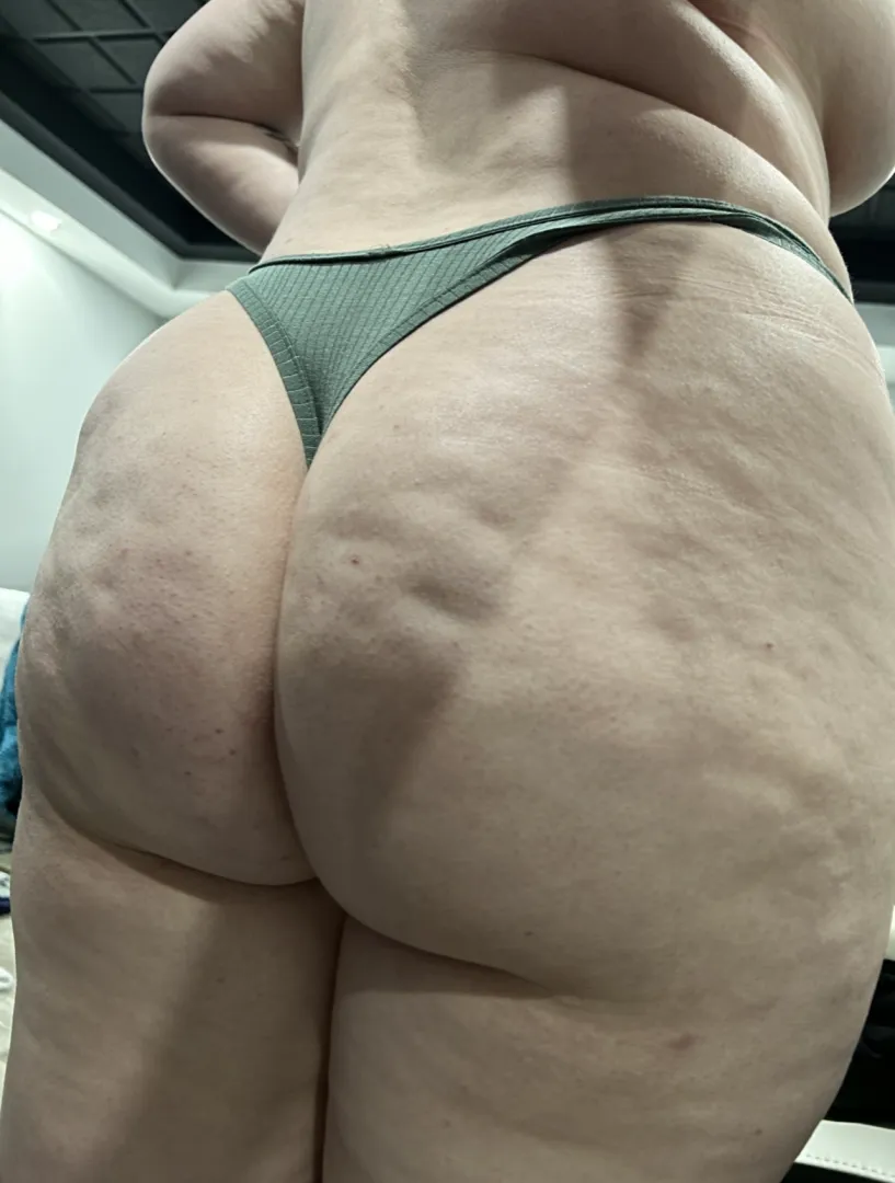 I bet your hard now posted by OliviaValentine2026