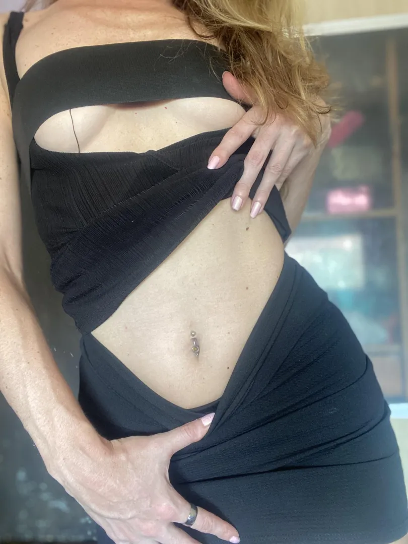 I bet you're desperate to breathe near my belly button. posted by moonlady26