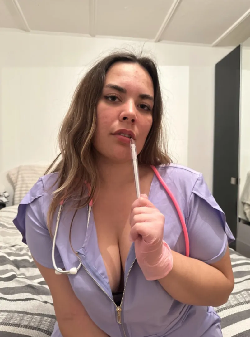 I bite my pen while I write… but it’s you I want to taste posted by sweetiel0la