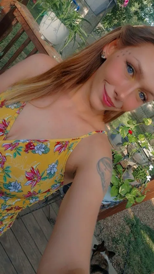 I can be good… but I’d rather be yours ‼️ by graceybabexo